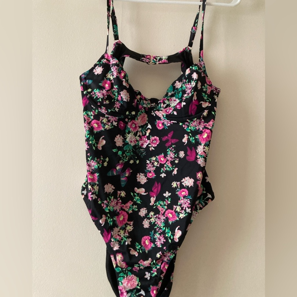 Victoria’s Secret multicolor one piece swimsuit, size XL